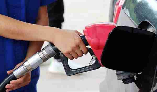 国内油价大幅上调后，全国4月19日柴油、92号、95号汽油今日价格